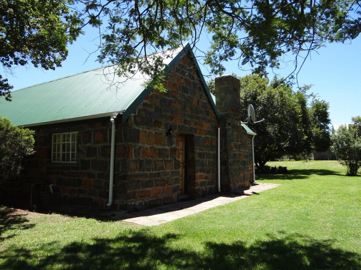 Spion Kop Lodge Уинтъртън Екстериор снимка