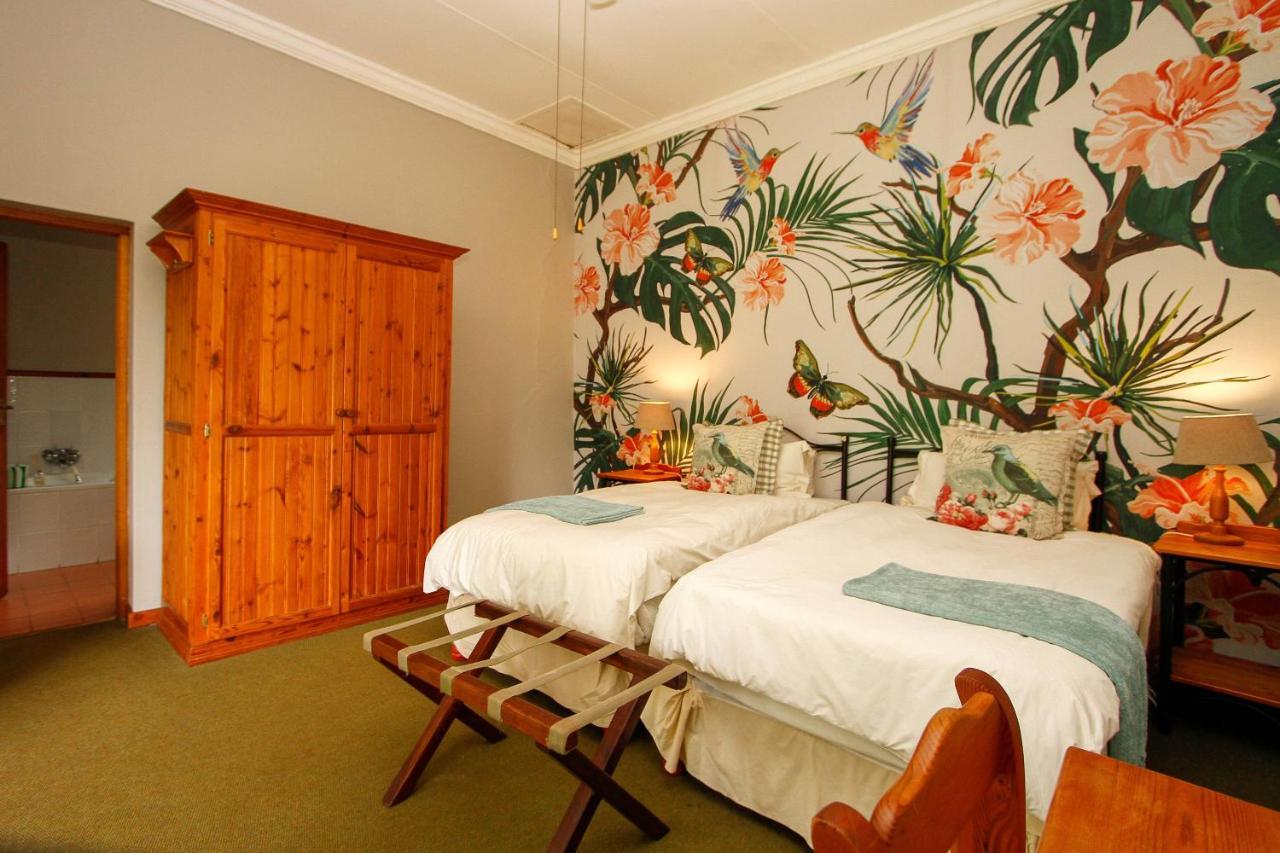 Spion Kop Lodge Уинтъртън Екстериор снимка