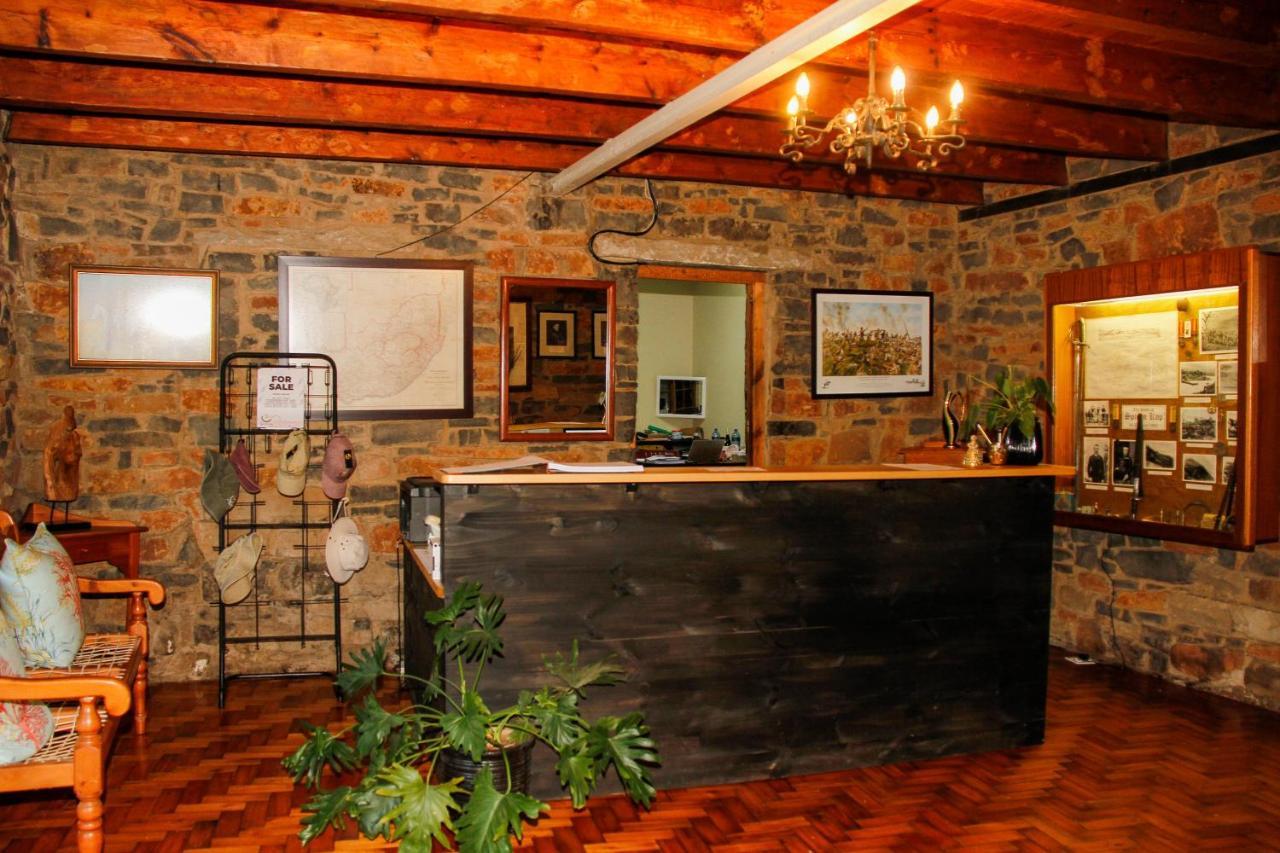 Spion Kop Lodge Уинтъртън Екстериор снимка