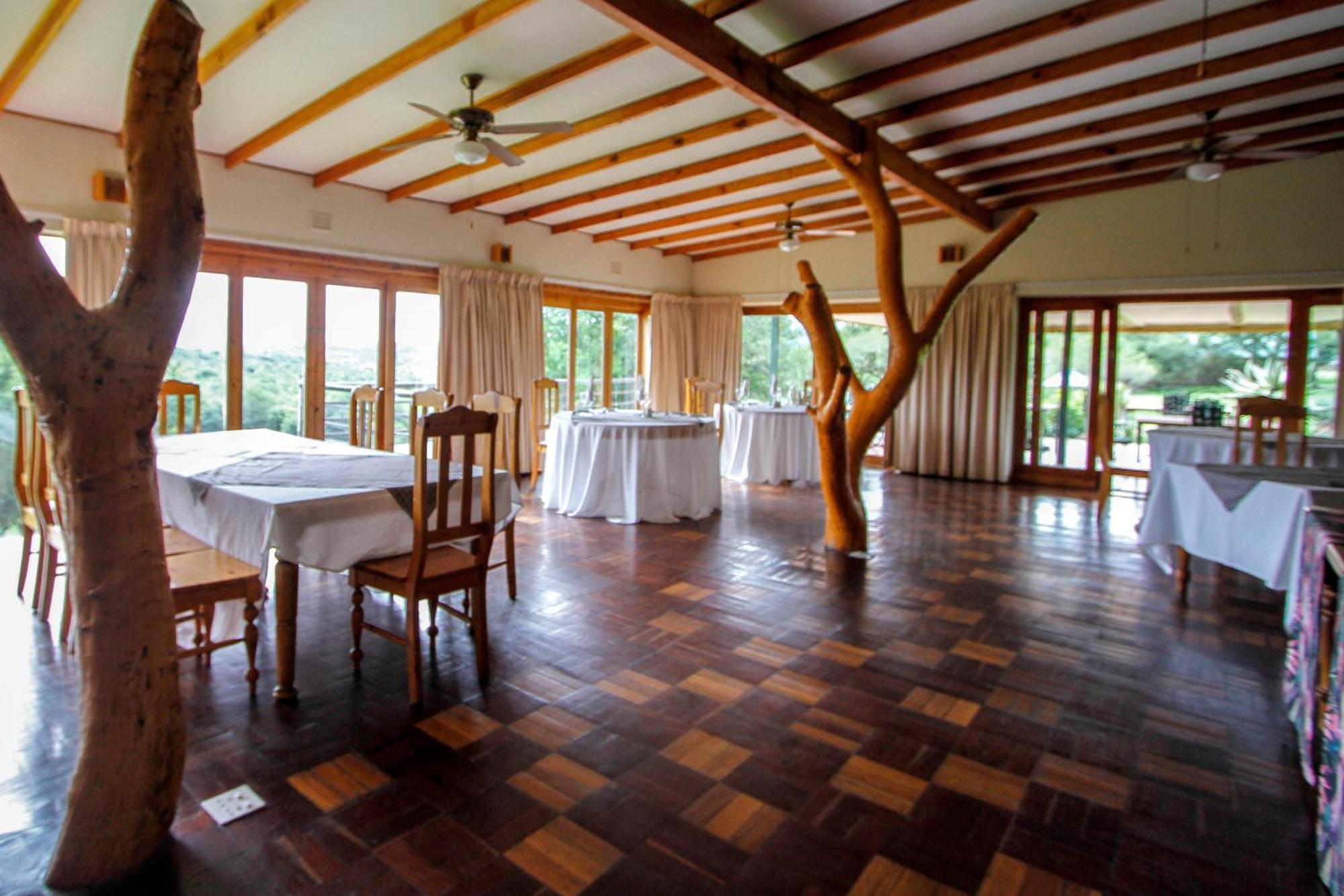 Spion Kop Lodge Уинтъртън Екстериор снимка